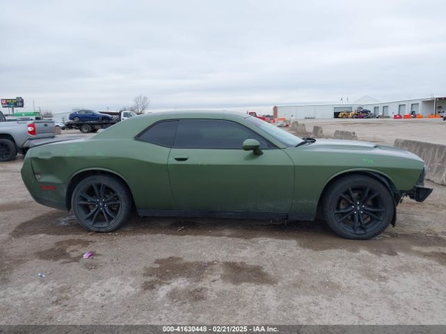 2C3CDZAG0JH286824 Dodge Challenger Sxt