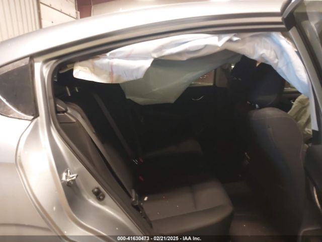 4S3BWAC63L3024745 Subaru Legacy Premium
