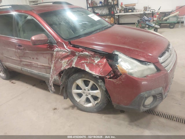 Subaru Outback 2.5i Premium 2014 4S4BRCCC5E3267707 Image 6