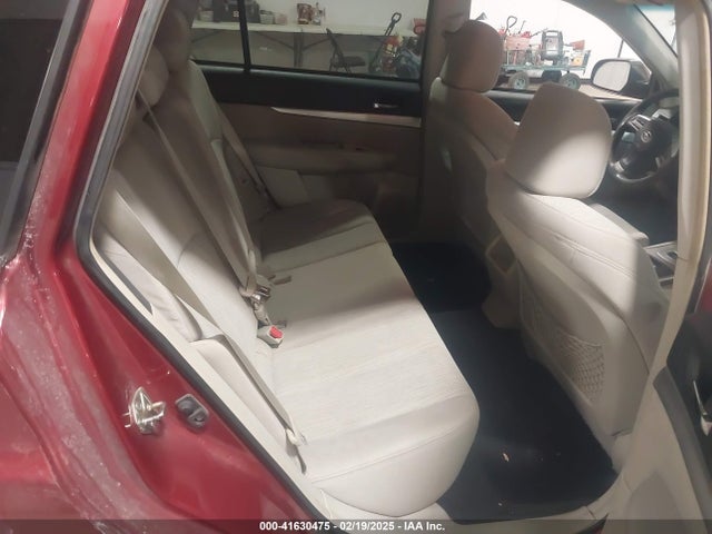 Subaru Outback 2.5i Premium 2014 4S4BRCCC5E3267707 Image 8