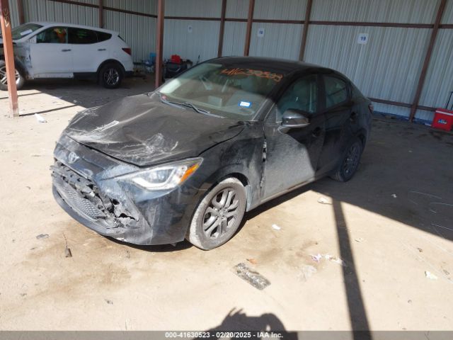 3MYDLBYV4LY716125 Toyota Yaris Xle