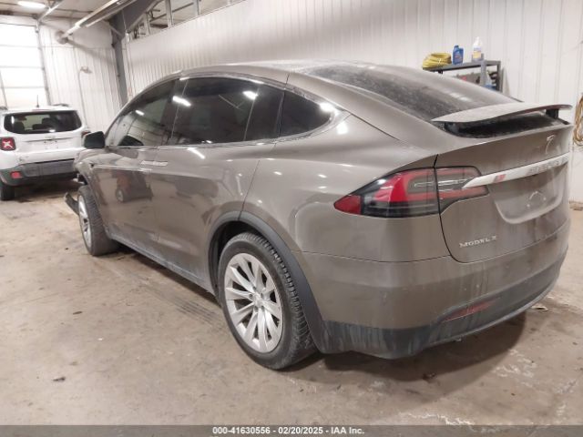 5YJXCBE27GF004974 Tesla Model X 60d/70d/75d/90d/p100d