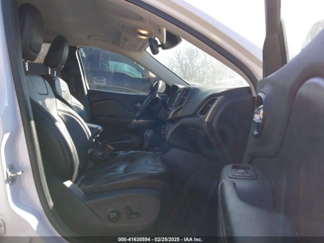 1C4PJMMX5MD104749 Jeep Cherokee Latitude Lux 4x4