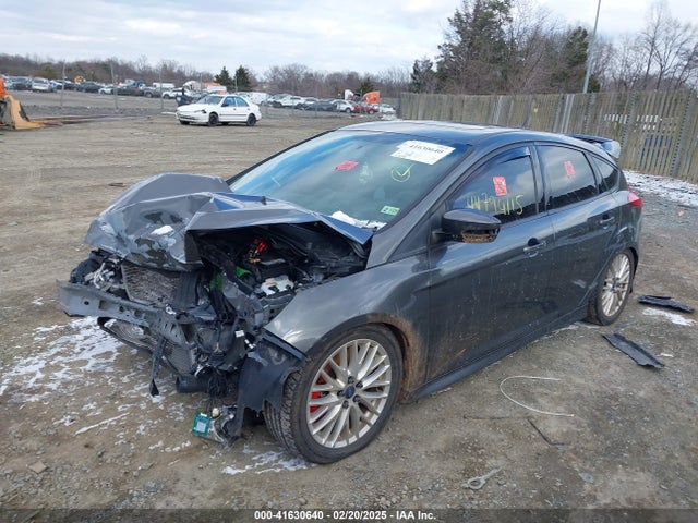 Ford Focus 2017 1FADP3L91HL259914 Image 2