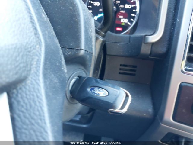 1FT7W2B62NED69589 Ford F-250 Lariat