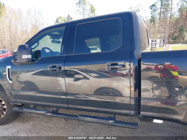 1FT7W2B62NED69589 Ford F-250 Lariat
