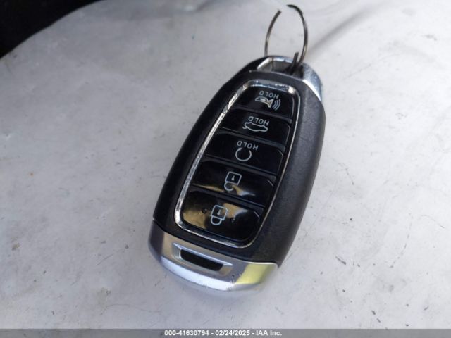 KMHLM4AG9NU322152 Hyundai ELANTRA SEL