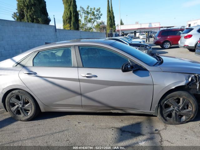 KMHLM4AG9NU322152 Hyundai ELANTRA SEL