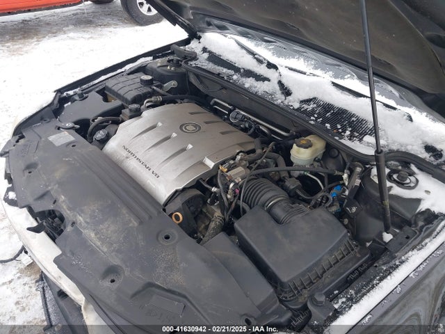 2011 CADILLAC DTS 1G6KH5E62BU141842 Photo 9