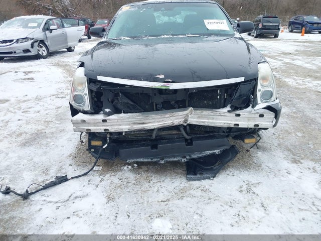2011 CADILLAC DTS 1G6KH5E62BU141842 Photo 5