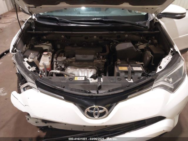 JTMRFREVXGJ099560 Toyota Rav4 Xle