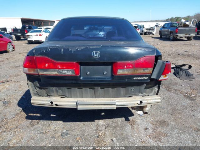 2002 HONDA ACCORD SDN JHMCG56482C014177 Photo 5