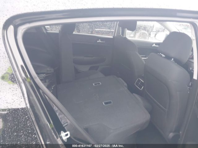 KNDPMCAC9H7187268 KIA Sportage Lx
