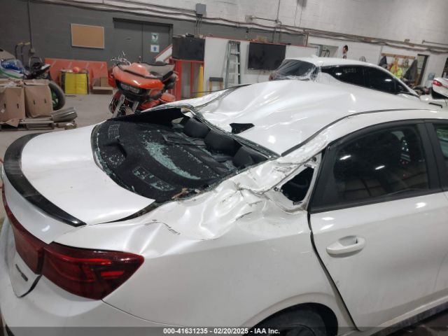 3KPF34AD1ME280759 KIA Forte Gt-line
