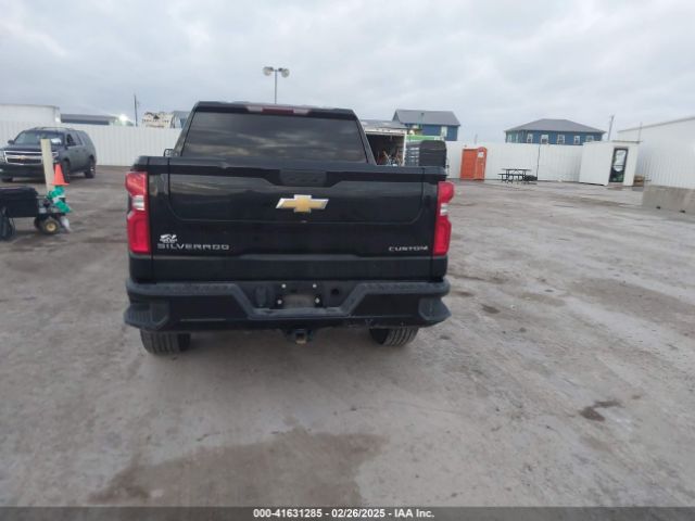 3GCPWBEKXMG346934 Chevrolet Silverado 1500 2wd  Short Bed Custom