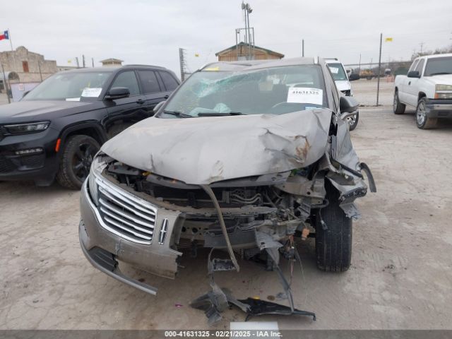 5LMCJ3C92GUJ20321 Lincoln Mkc Reserve