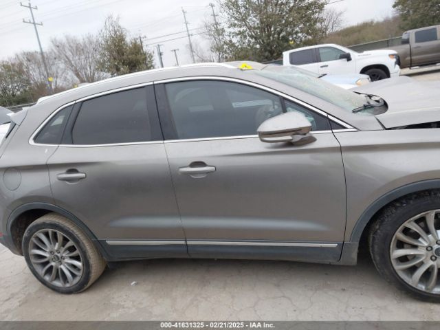 5LMCJ3C92GUJ20321 Lincoln Mkc Reserve