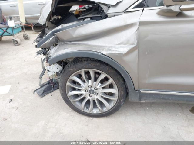5LMCJ3C92GUJ20321 Lincoln Mkc Reserve