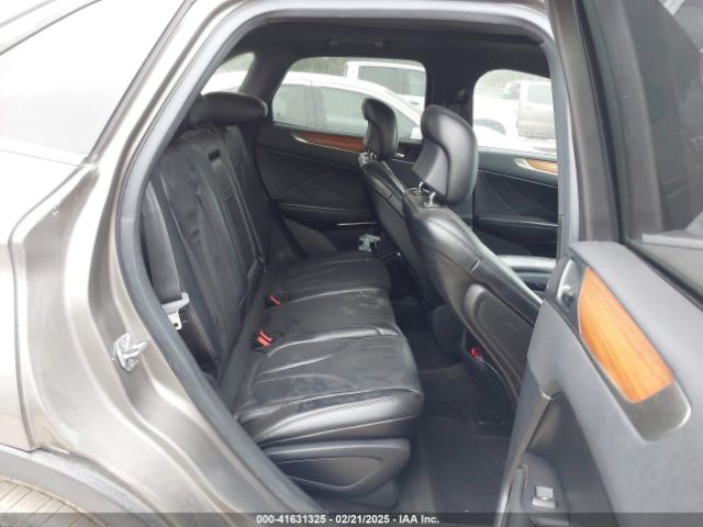 5LMCJ3C92GUJ20321 Lincoln Mkc Reserve