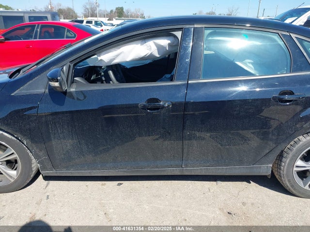 Ford FOCUS SE 2017 1FADP3FEXHL285100 Image 14