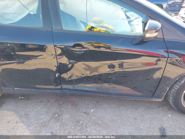 Ford FOCUS SE 2017 1FADP3FEXHL285100 Image 6