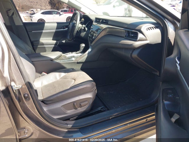 4T1B61HK4KU849557 Toyota CAMRY XSE