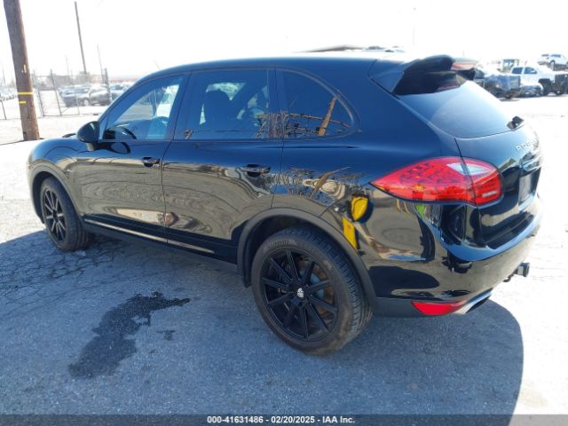 2013 PORSCHE CAYENNE WP1AF2A27DLA35653 Photo 2