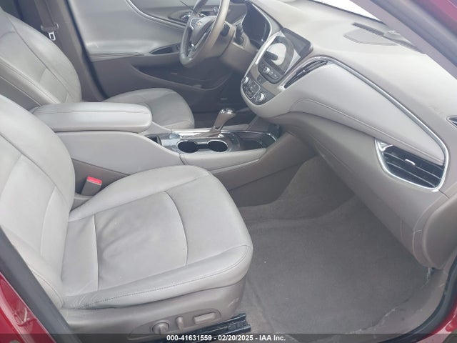 1G1ZD5ST7JF113886 Chevrolet MALIBU LT