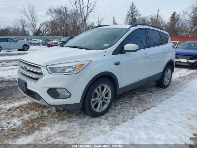 1FMCU0GD1JUC48757 Ford ESCAPE SE