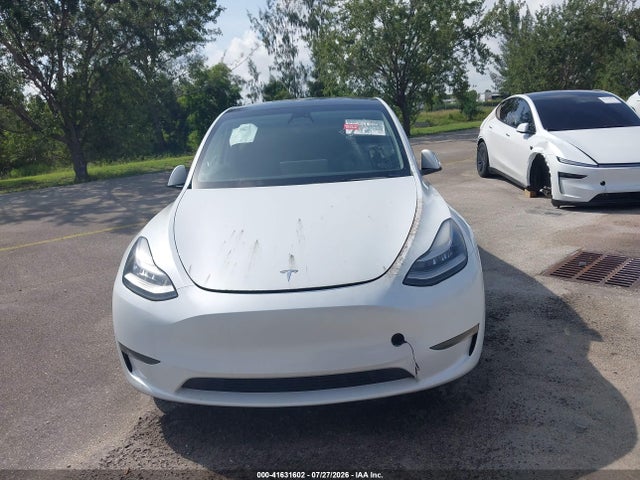 Продажа на аукционе авто 2023 Tesla Model Y, vin: 7SAYGDEE3PA123054, номер лота: 41631602