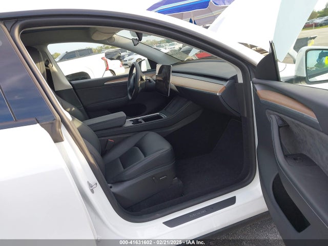 Продажа на аукционе авто 2023 Tesla Model Y, vin: 7SAYGDEE3PA123054, номер лота: 41631602