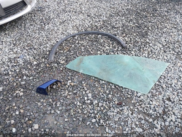 7SAYGDEE5RF163688 Tesla Model Y