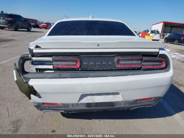 2C3CDZBT9KH744700 Dodge Challenger R/t