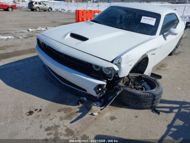 2C3CDZBT9KH744700 Dodge Challenger R/t