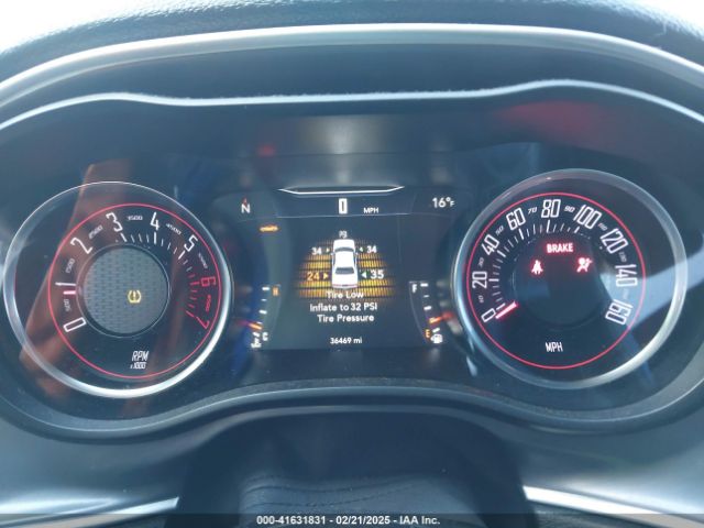 2C3CDZBT9KH744700 Dodge Challenger R/t