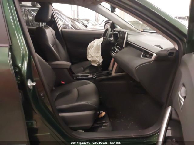7MUDAABG6RV113756 Toyota Corolla Cross Xle