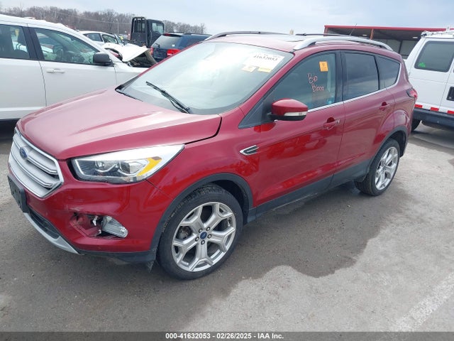 1FMCU9J9XKUC37122 Ford Escape Titanium