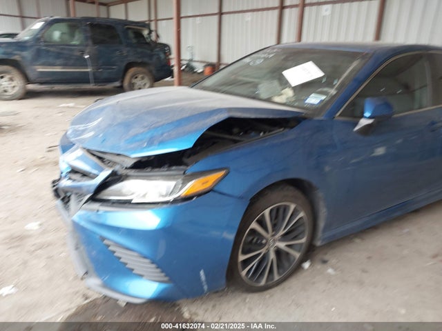 4T1B11HK5JU104037 Toyota CAMRY SE