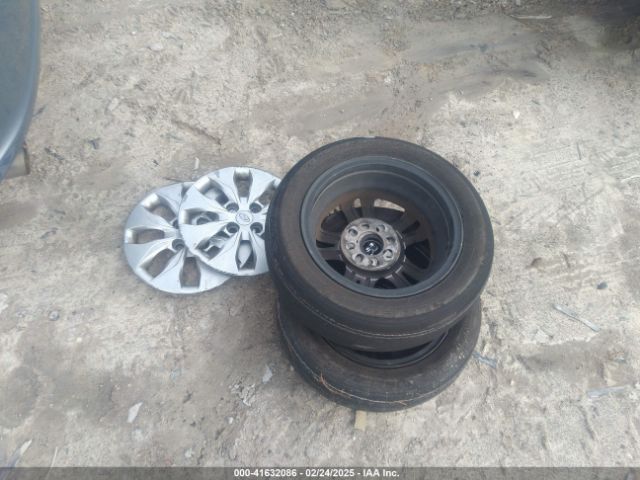 KMHCT4AE1GU122760 Hyundai ACCENT SE