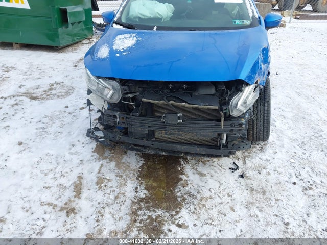 3N1CN8EV1LL862820 Nissan Versa Sv Xtronic Cvt