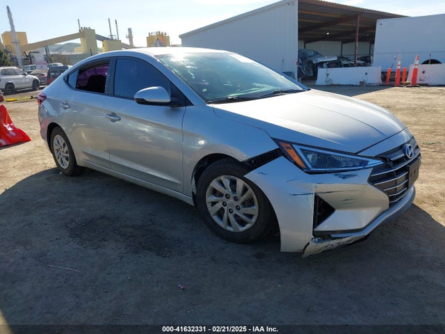 2019 5NPD74LF0KH483497 main image