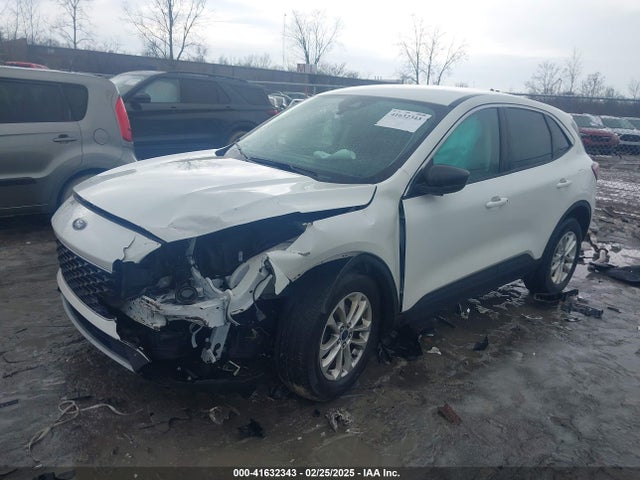 1FMCU0G63NUB81456 Ford ESCAPE SE