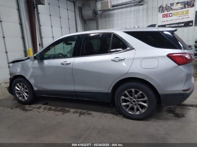 Chevrolet EQUINOX LT 2018 3GNAXSEV3JS614770 Image 14