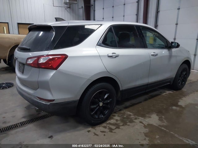 Chevrolet EQUINOX LT 2018 3GNAXSEV3JS614770 Image 4