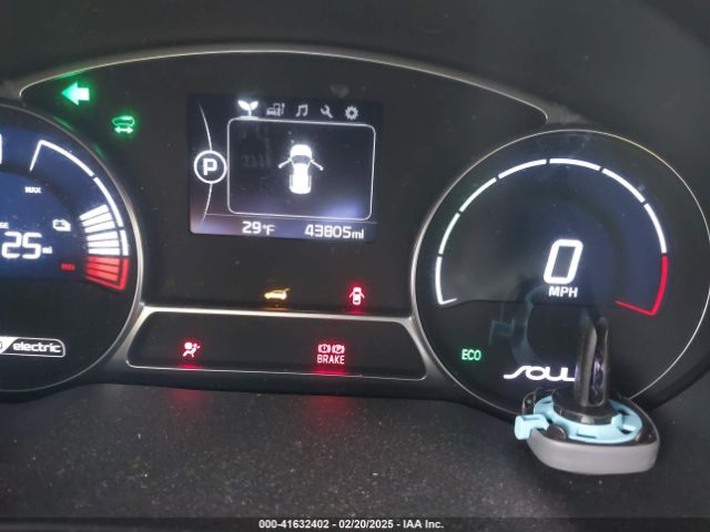 KNDJP3AE0H7025219 KIA SOUL EV