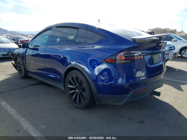 2022 TESLA MODEL X 7SAXCDE58NF341112 Photo 2