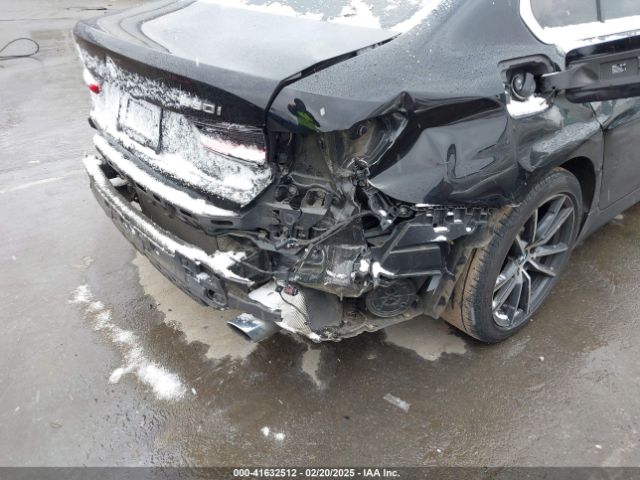 WBA5R1C53KAE82114 BMW 330I