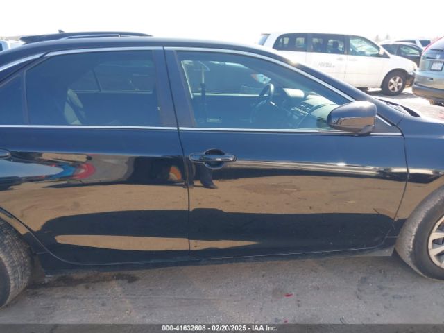 4T4BF1FK8FR458524 Toyota CAMRY LE