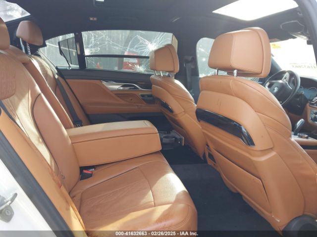 WBA7F0C58HGM21467 BMW 750i