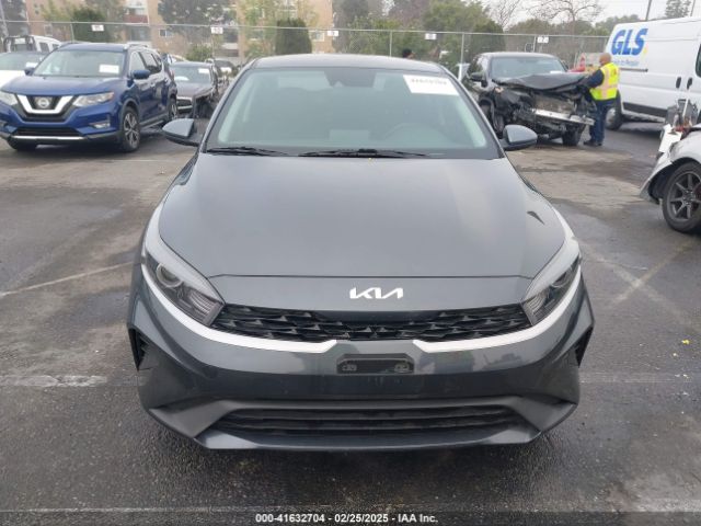 3KPF24AD9NE463704 KIA FORTE FE